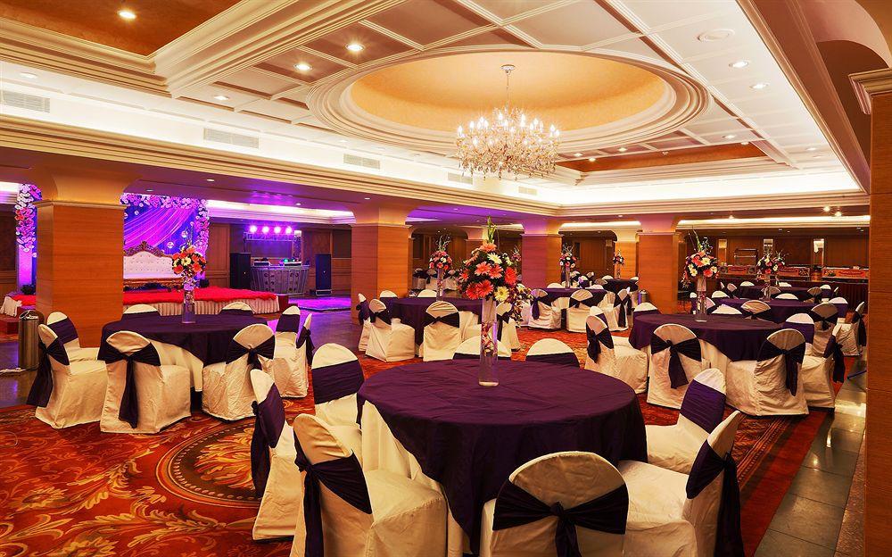 Townhouse 517 La Sapphire Near Delhi Airport Hotel Új-Delhi Kültér fotó