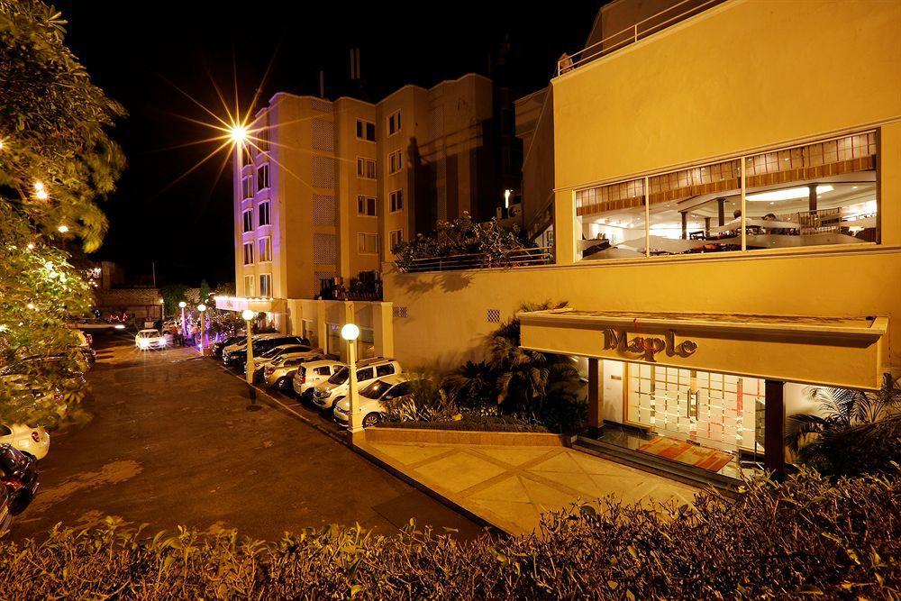 Townhouse 517 La Sapphire Near Delhi Airport Hotel Új-Delhi Kültér fotó