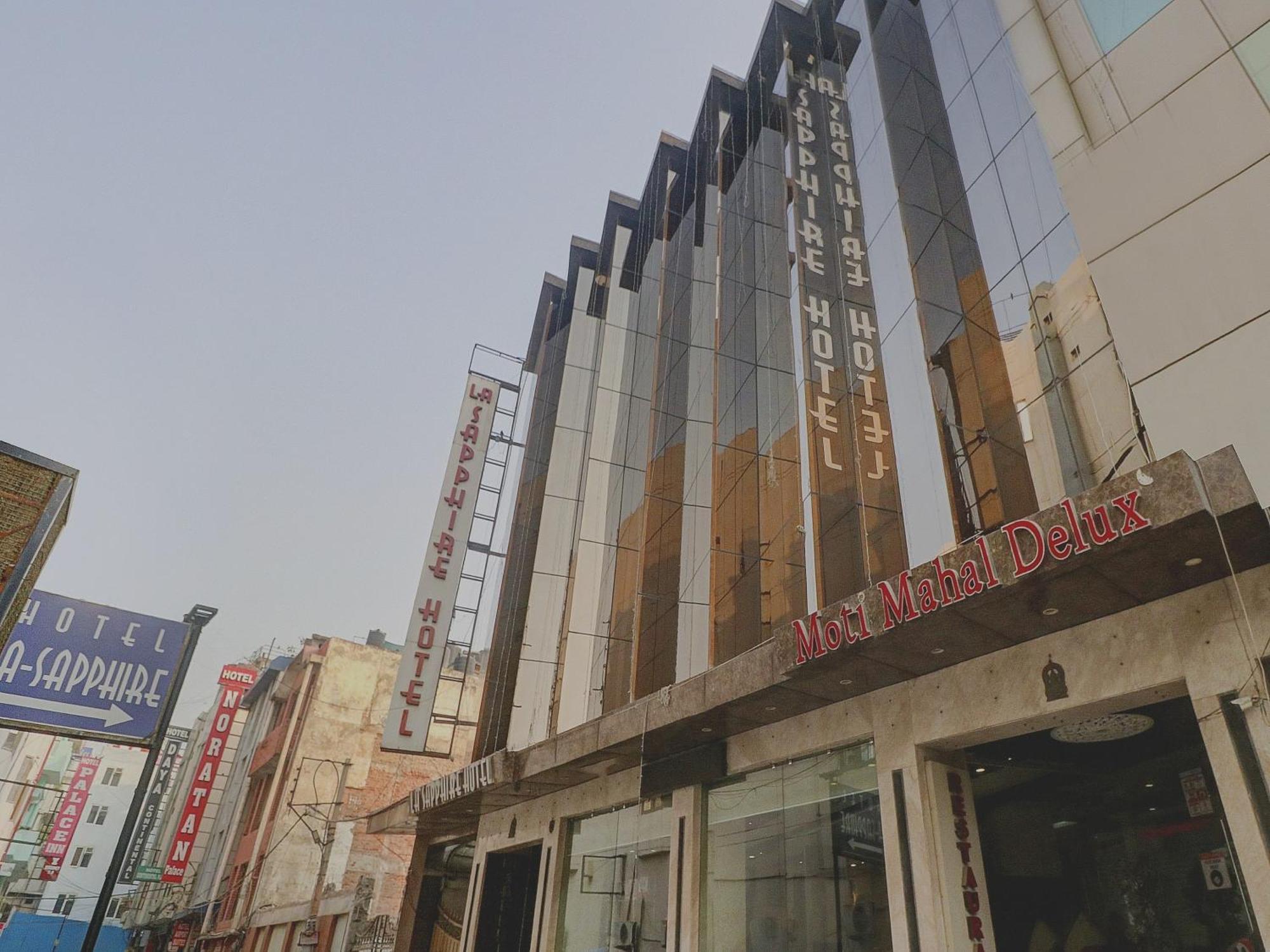 Townhouse 517 La Sapphire Near Delhi Airport Hotel Új-Delhi Kültér fotó