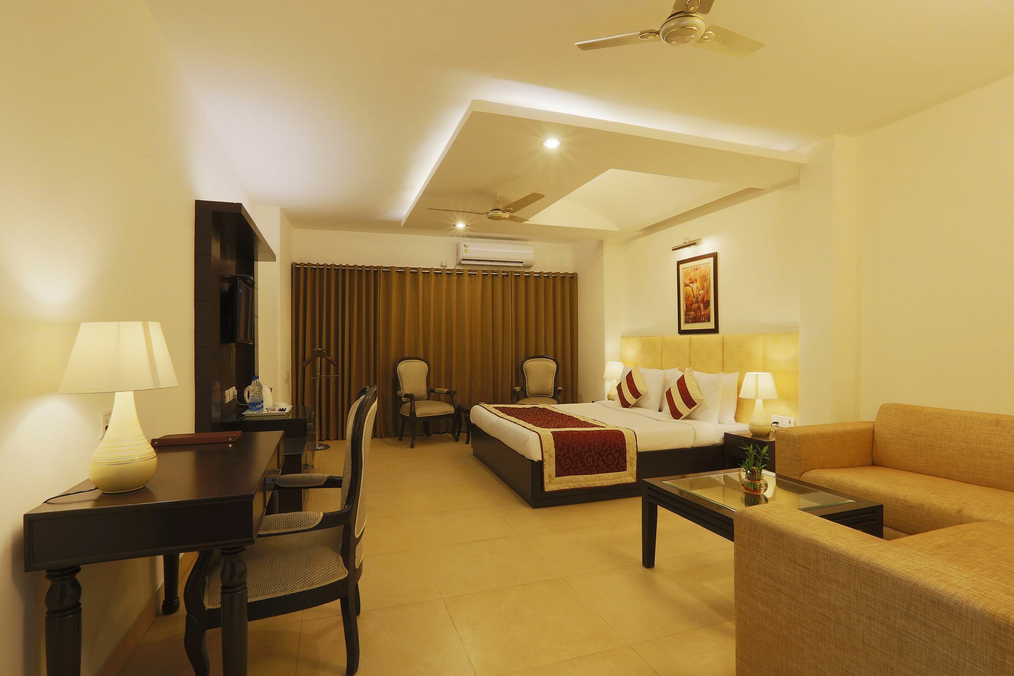 Townhouse 517 La Sapphire Near Delhi Airport Hotel Új-Delhi Kültér fotó